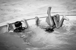 De la tête aux pieds